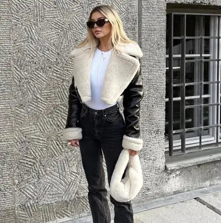 Wintermode
Pelzkragen
PU-Leder
EleganterMantel
Kurzjacke
WarmeJacke
ModischeJacke
Luxuriösebürobekleidung
Mehrfarbig
Kurzmantel