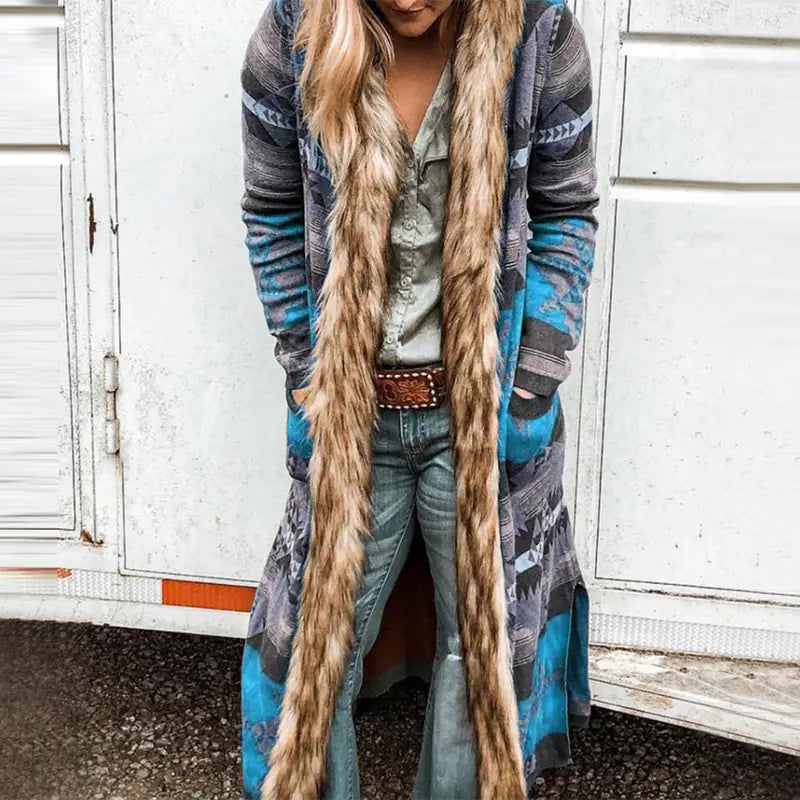 Winterdruckmantel mit Langarm-Pelzkragen