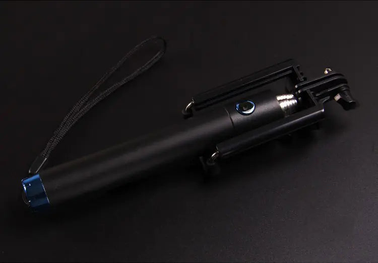 Erweiterbares Smartphone-Stativ mit Mini-Kabel-Selfie-Stick