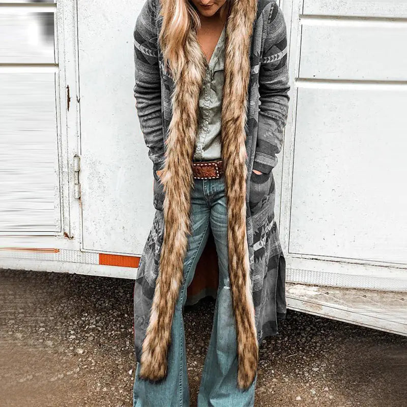 Winterdruckmantel mit Langarm-Pelzkragen